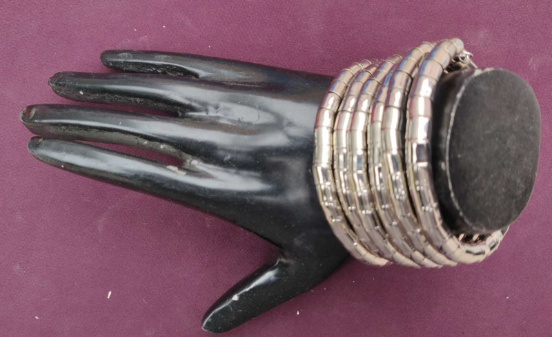 Anti Tarnish Silver Plated Non Brass Spiral Design Light Weight 6 layer Adjustable Size Bracelet