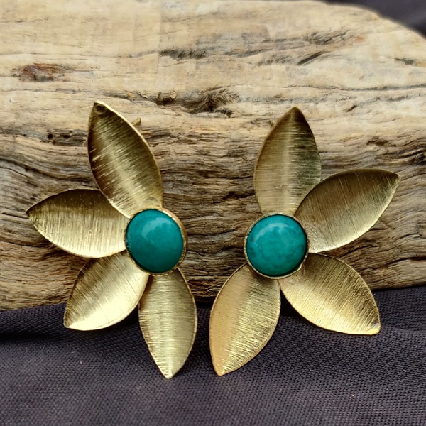 Traditional Brass Handmade Stone Flower Shape Stud Earring