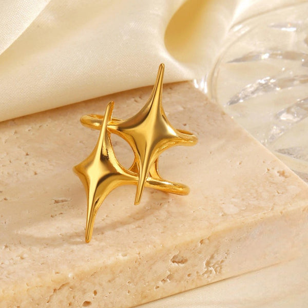 Distinctive Twin Stars Ring