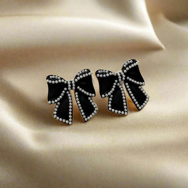 Black Pearl Decor Bow Knot Stud Earrings