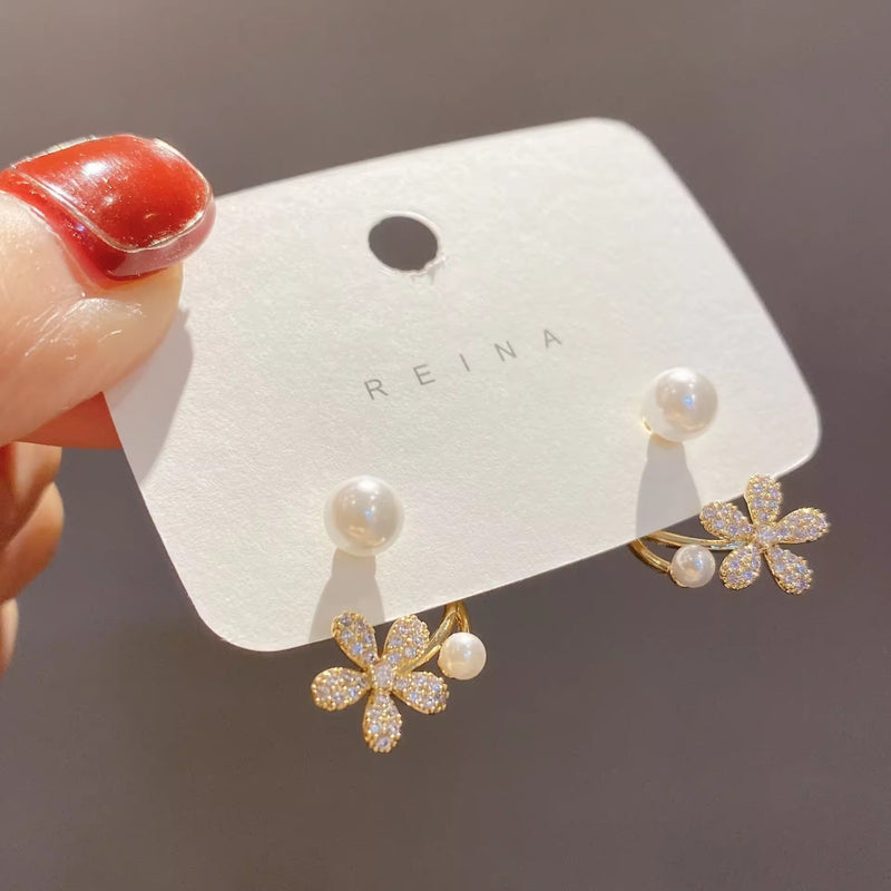 Trendy Flower Style Stud Earrings