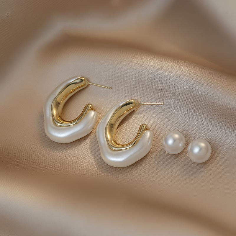 Irregular C Shaped Pearl Earrings